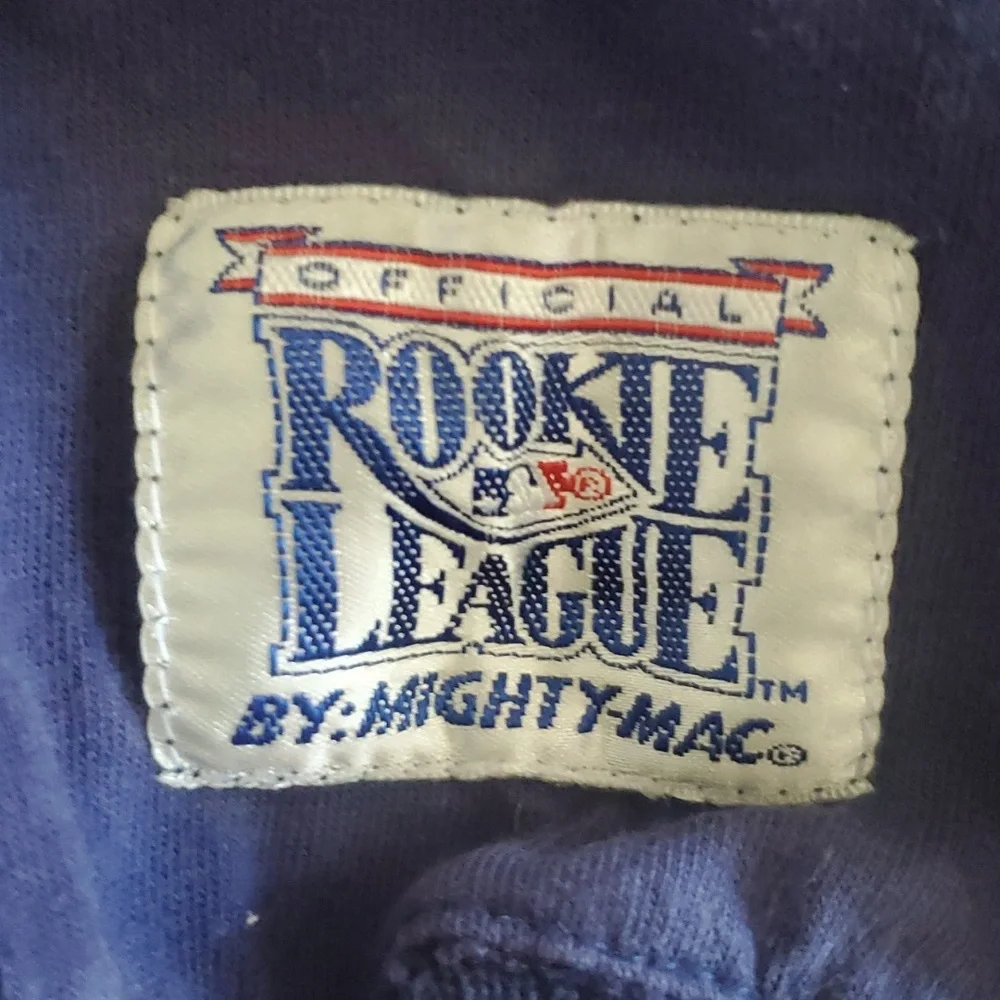 VINTAGE NEW YORK YANKEE INFANT TODDLER  ONE PIECE JERSEY. OFFICIAL ROOKIE LEAGUE - Picture 3 of 6